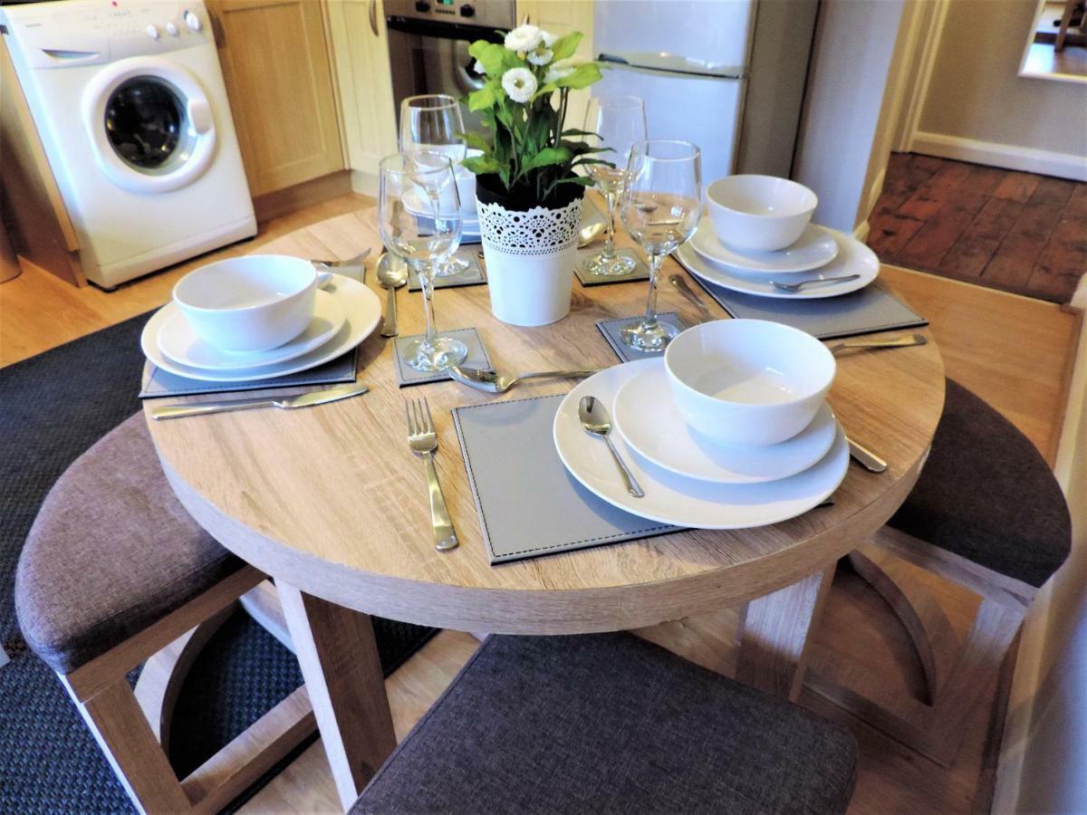 1 Bed Bagshot Pennyhill Accommodation Extérieur photo